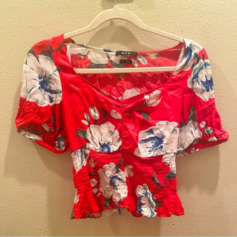 Miss Me cropped short sleeved top with floral print size small